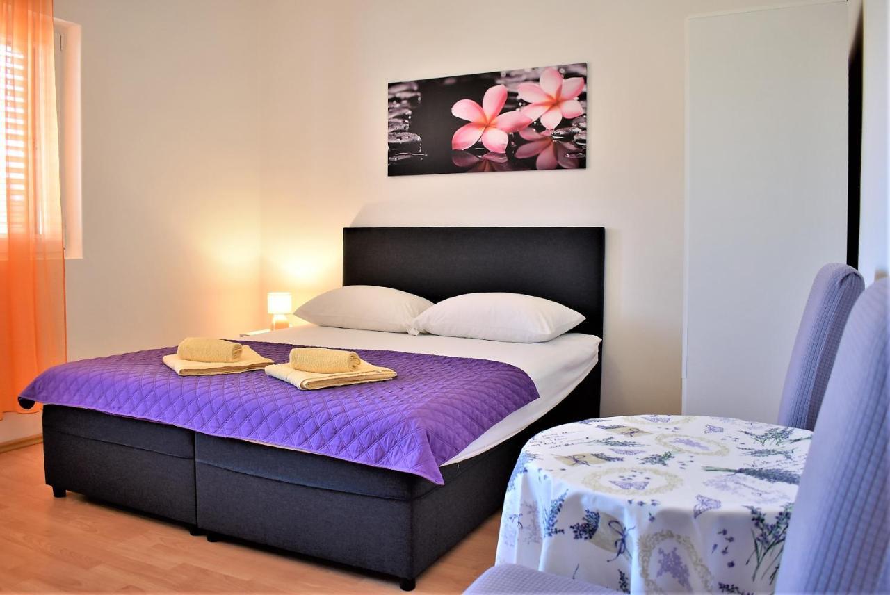 Rooms In Family House Vera Mundanije Ngoại thất bức ảnh
